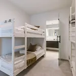 Huswell - Beautiful Apartment With Spacious Terrace
