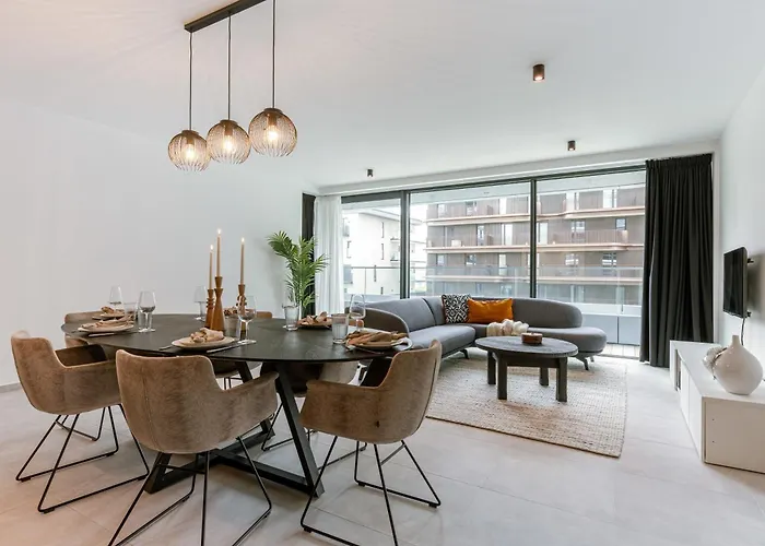 Huswell - Beautiful Apartment With Spacious Terrace