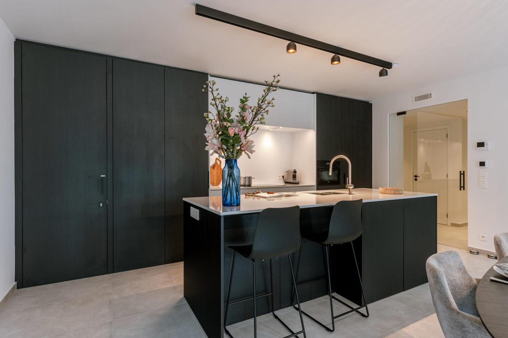 Huswell - Beautiful With Spacious Terrace *